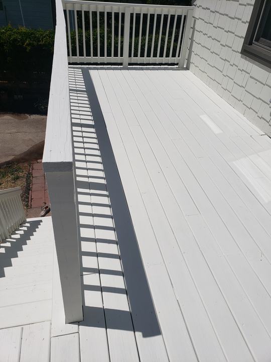 Deck boards and rail, detail
